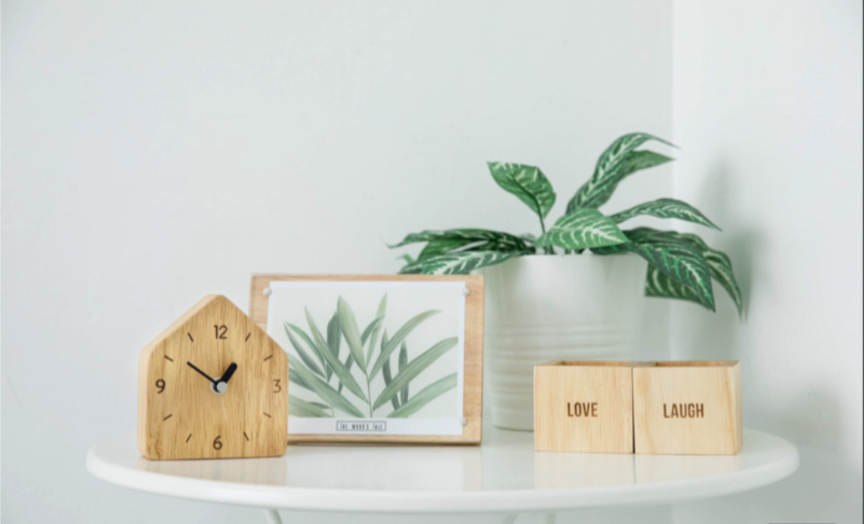 House Table Clock