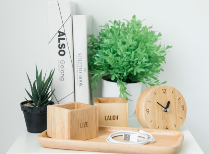 Round Table Clock
